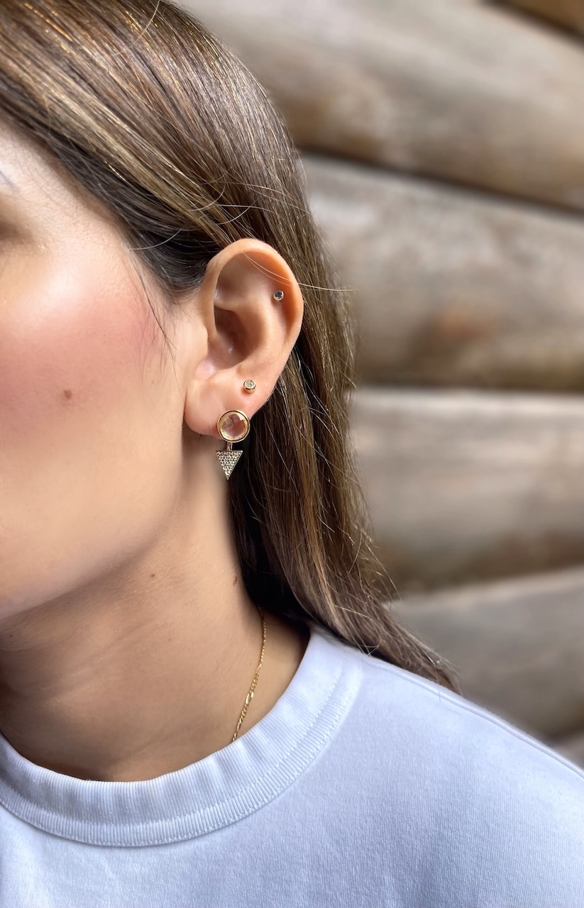 Facetune_23-11-2025-21-43-26